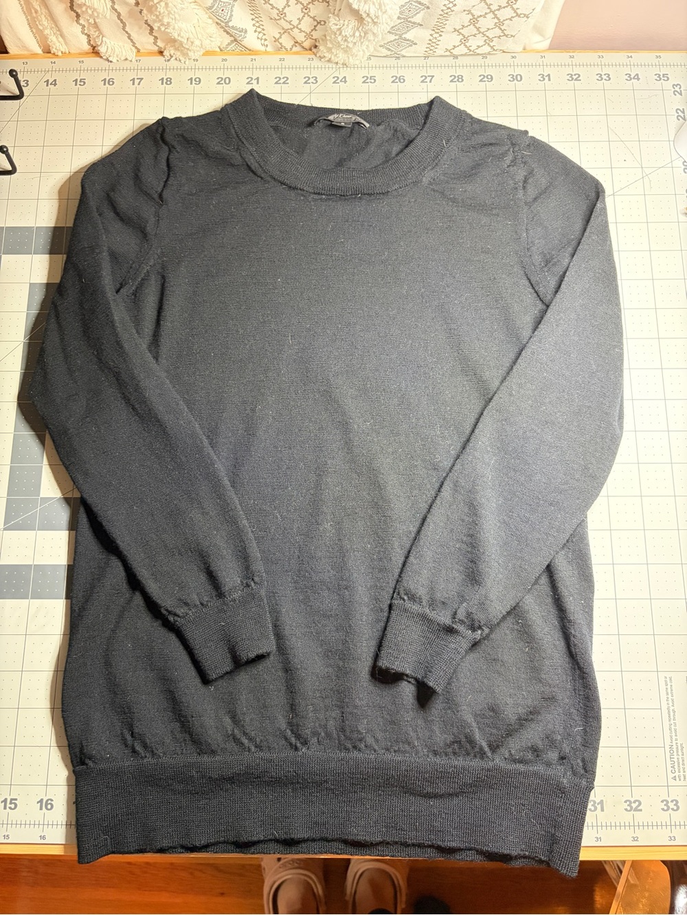 JCrew Women’s Merino Black Crewneck Sweater XS/S